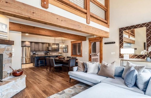 Deer Valley House | Steps to Main St—Enjoy Both Park City Mountain & Deer Valley!
