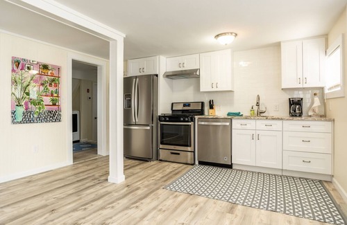 Fairfield House | Steps to the Sand & Surf!