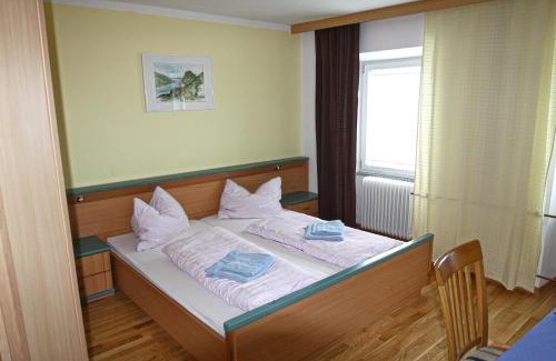 Hochburg-Ach House | Stiftsgasthof Hochburg