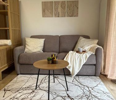 Einigen Apartment | Stilvoll, am Thuner See, nähe Interlaken, Familienfreundlich mit Garten, WIFI