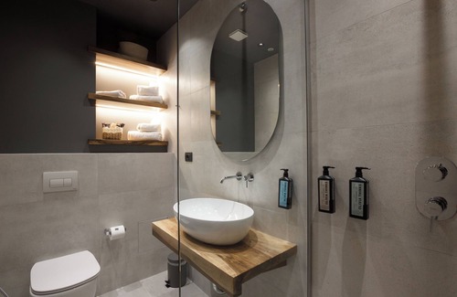 Gjirokaster Hotel | Stitch&Stone Suites