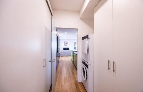 Steffisburg Apartment | Stockhorn Loft - central, free parking, private