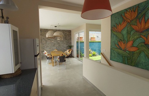 Calheta House | STONE COTTAGE