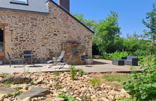 Sidiailles House | Stone country house near Lake Sidiailles