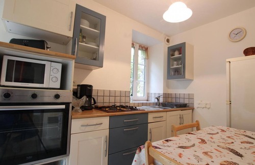 Gratot Cottage | Stone house with private yard and wifi in Gratot