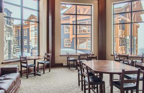 Big White Ski Resort Apartment | Stonegate Resort Unit B102