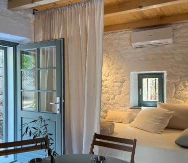 Obrovac Apartment | Stonehouse Zrmanja