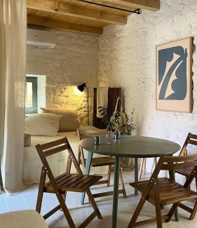 Obrovac Apartment | Stonehouse Zrmanja