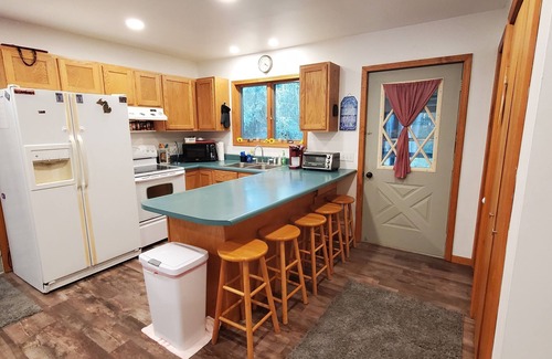 Millersburg House | Stroll down Merry Ln to the sandy bottom beach of your dreams LAKE HURON