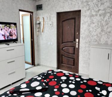 Mamaia-Sat Apartment | Studio 10