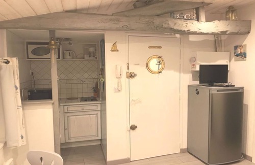 Saujon Apartment | Studio 18m2 Saujon town center 3 min walk from the spa 10 minutes from Royan