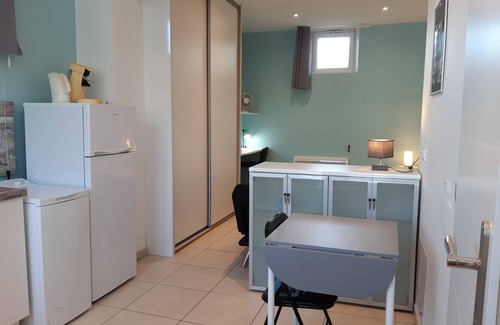 Sonnaz Apartment | Studio 20 m2 in house 5 km Chambéry 10 km Aix les Bains