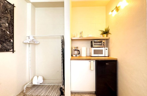 Miramar Apartment | Studio - 2C - ADA Unit