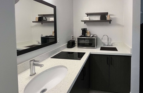 Conroe Hotel | Studio 6 Conroe, TX