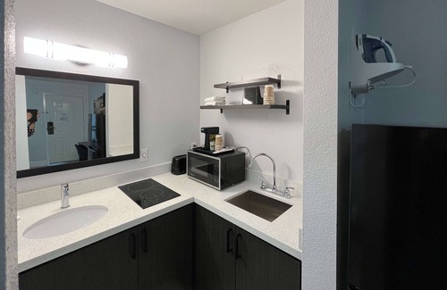 Conroe Hotel | Studio 6 Conroe, TX