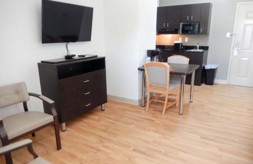 Ingleside Hotel | Studio 6-Ingleside, TX