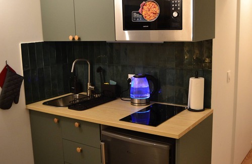 Faubourg de l'Arche Apartment | Studio 88 - Your haven 5 min away from La Défense and 10 min away from Paris