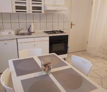 Veljun Primorski Apartment | Studio apartman Martina