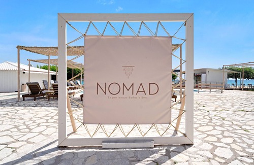 Pidima Kyras Apartment | Studio Apartment 'Iguana 6' with Sea View, Wi-Fi and Air Conditioning