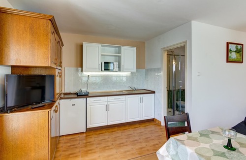 Heviz Apartment | Studio Apartment in Heviz 2