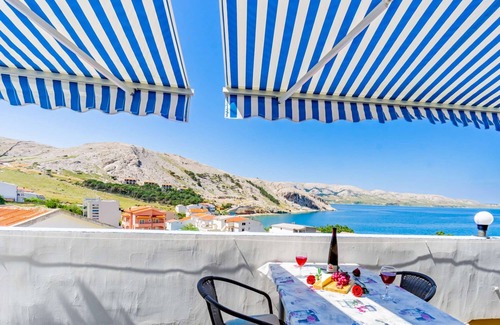 Metajna Apartment | Studio-Apartment with sea view, free parking, safe, Netflix