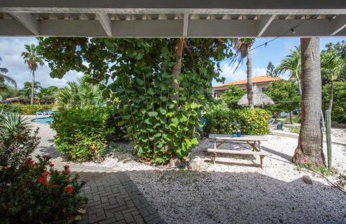 Willemstad Apartment | Studio at the pool in tropical Resort Seru Coral with privacy and large pool