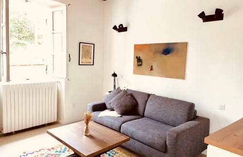 Marly-le-Roi Apartment | Studio au vieux Marly-le-Roi - Bien equipé - Matelas de qualité - 7min du Train vers Paris