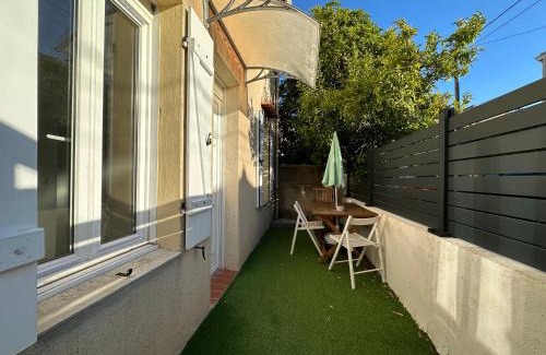 Sainte-Marguerite Apartment | Studio avec terrasse-Orange Vélodrome