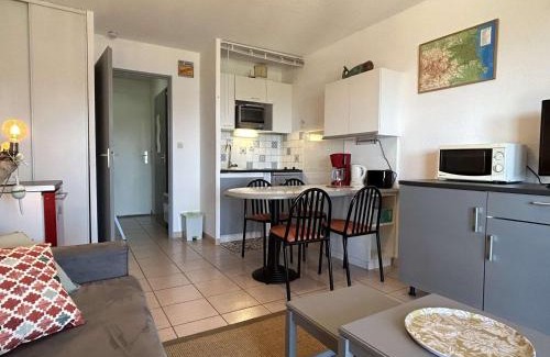 Banyuls-sur-Mer Apartment | Studio cabine Banyuls-sur-Mer avec balcon, clim, parking et WiFi - FR-1-225C-134