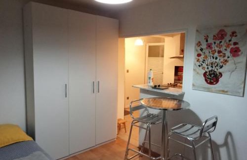 Limoges Apartment | Studio charmant tout équipé