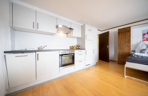 Vulpera Apartment | STUDIO CHASA LA MUSCHNA: LARGE STUDIO WITH BALCONY NEXT TO THE GOLF COURSE