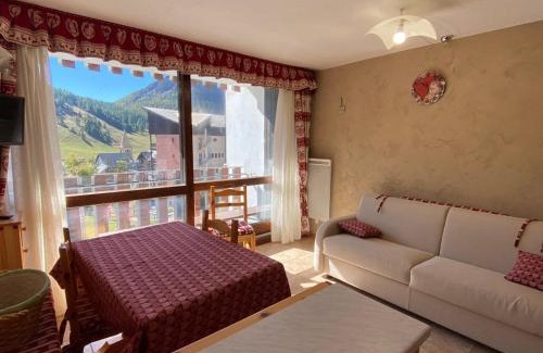 Montgenevre Apartment | Studio cosy 4 pers, plein sud, balcon, parking privé, proche pistes et commerces - FR-1-445-181