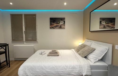 Longeville-les-Metz Apartment | Studio Cosy - Les Régates