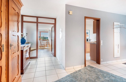 Bad Bellingen Apartment | Studio 'Die Ferienwohnung' with Private Terrace and Wi-Fi