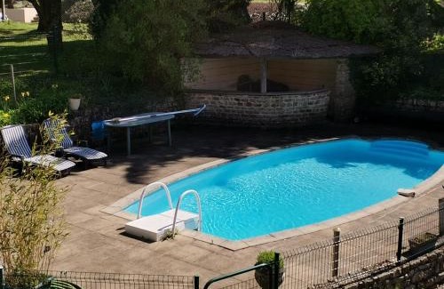 Saint-Quentin-sur-le-Homme House | STUDIO PRIVATIF ET SA PISCINE AUX AGAPANTHES DE CROMEL - Le Mont Saint-Michel