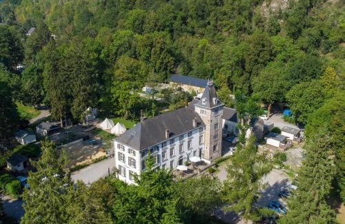 Aywaille House | Studio in Castle by Amblève River Aywaille, cleaning included