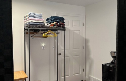 Lake Leelanau Apartment | Studio in Lake Leelanau with outside entrance, king bed, & WiFi