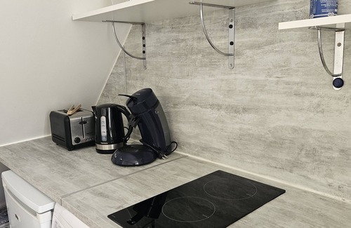 Saujon Apartment | Studio in the center of SAUJON