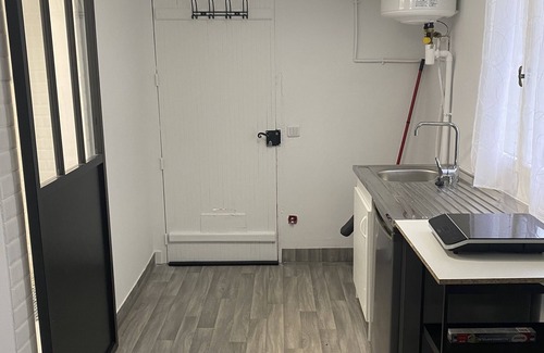 Menucourt House | Studio Indépendant Dans Maisonnette