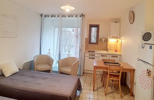Lamalou-les-Bains Apartment | Studio Lamalou-les-Bains, studio flat, 2 persons