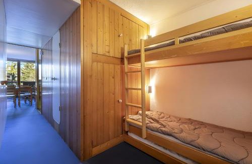 Arc-1800 Apartment | Studio Lauzieres 10 Arc