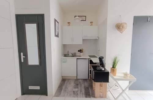 Marseillan Apartment | Studio LE COLONEL, in the heart💖of the beautiful village of Marseillan