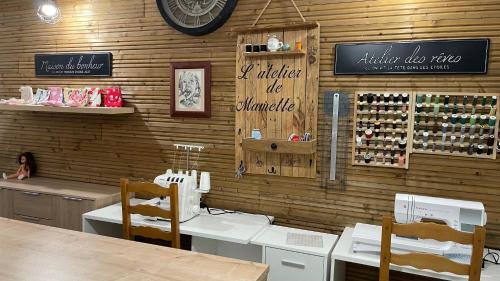 Entraigues-sur-la-Sorgue Apartment | Studio les petits lutins