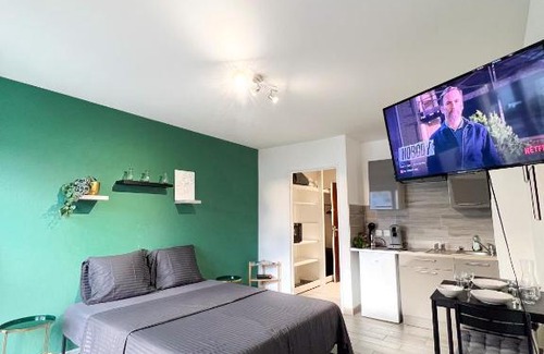 Huningue Apartment | Studio Le Maréchal - Près frontière et Netflix