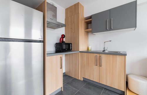 Cœur de Ville Apartment | Studio lumineux avec terrasse Courbevoie - 2P