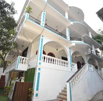 Saunta Vaddo Apartment | Studio luxurious apartment blue ocean baga beach