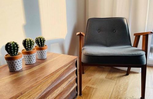 Gliwice Apartment | Studio Mango w/Patio & Parking