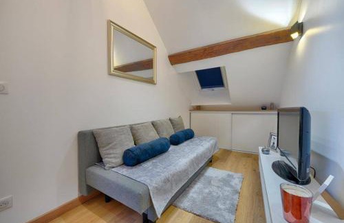 Montgeron Apartment | Studio Olivia