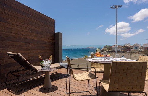 Melenara Apartment | Studio Penthouse with Private Jacuzzi
