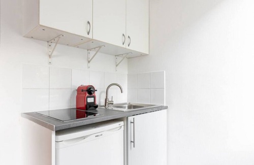 Quartier Sainte-Marguerite Apartment | Studio Place de la Nation - 2GG - II